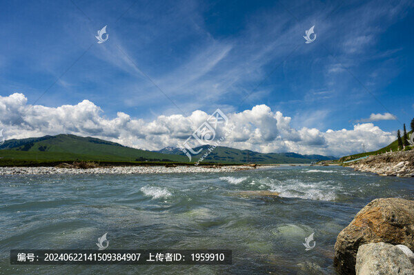 賽里木湖