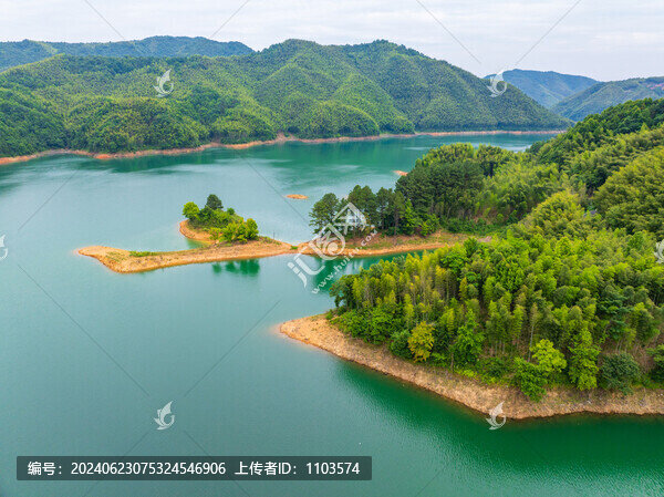 安徽皖南川藏線青龍湖風景區(qū)