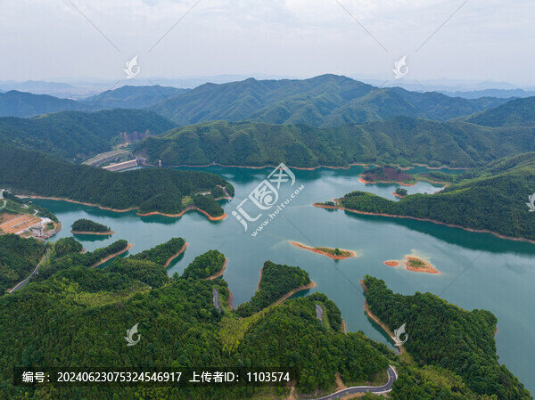 安徽皖南川藏線青龍湖風(fēng)景區(qū)