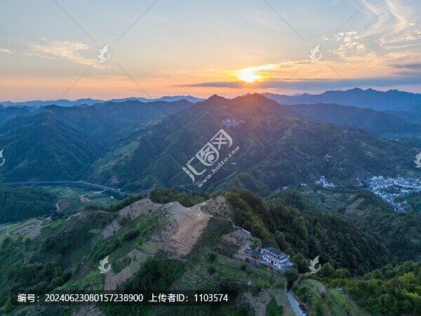 安徽石潭風(fēng)景區(qū)日落晚霞