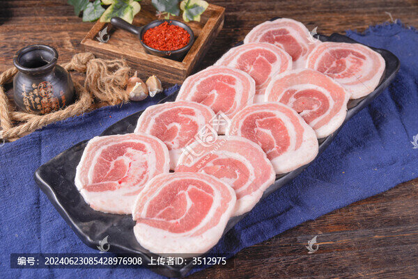 傳統(tǒng)五花肉