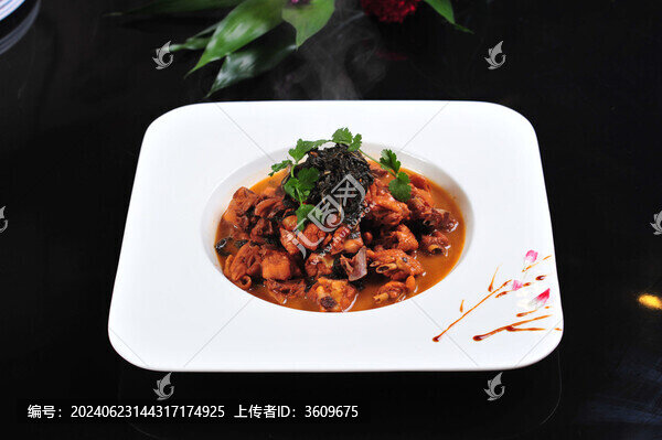 農(nóng)家燉土雞