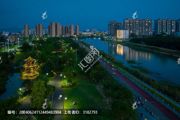 中國廣西梧州蒙山縣濕地公園夜景