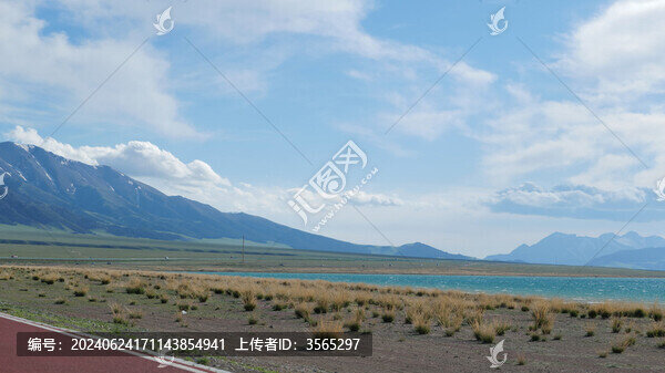 新疆賽里木湖