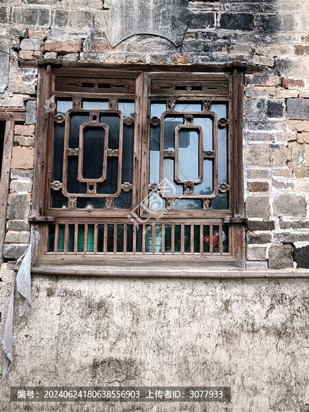 鄉(xiāng)村房子木窗
