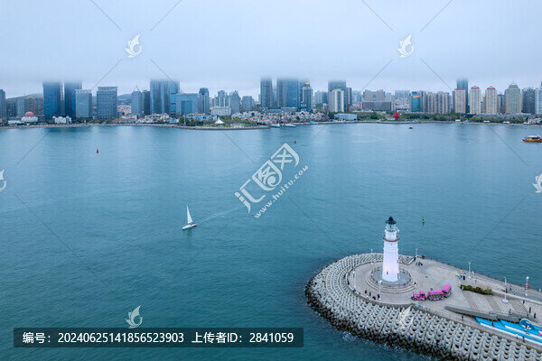 中國山東青島奧帆中心情人壩燈塔