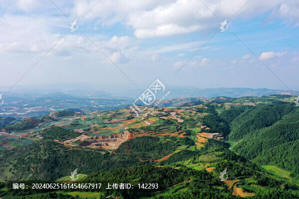 梁王山風(fēng)光