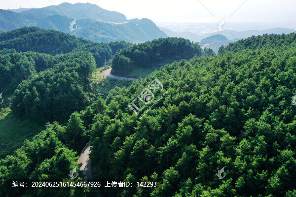 梁王山風(fēng)光