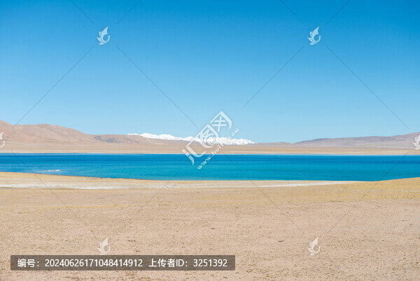 西藏阿里羌塘無人區(qū)湖泊