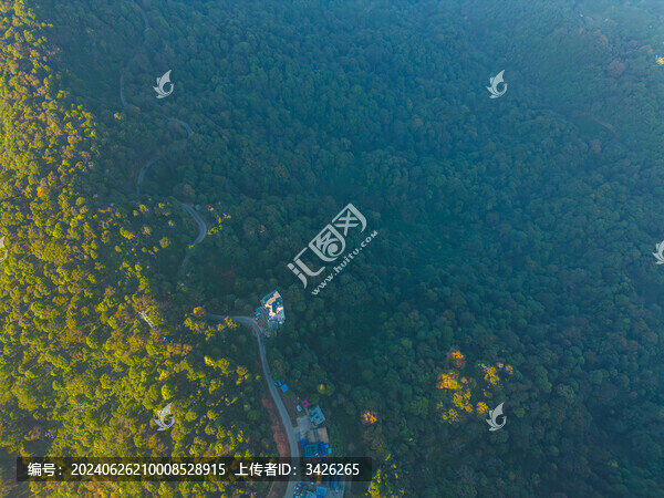 航拍山區(qū)鄉(xiāng)村田園風(fēng)光
