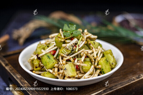 涼拌黃瓜折耳根