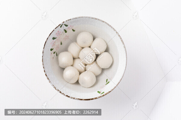 芝麻湯圓