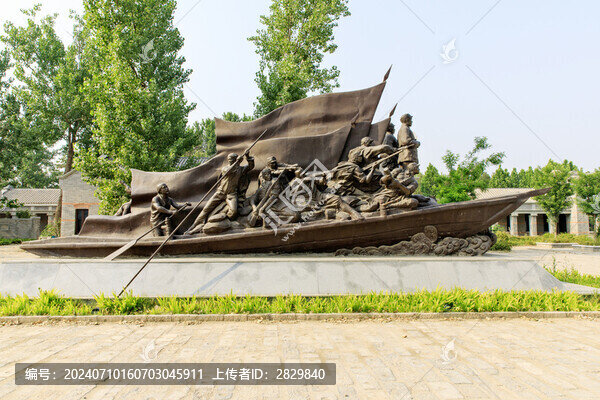 臺前縣劉鄧大軍強(qiáng)渡黃河雕塑