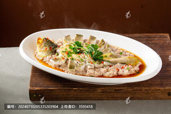 肉餅蒸黃魚
