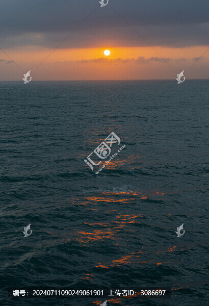 廣東湛江瓊州海峽日落