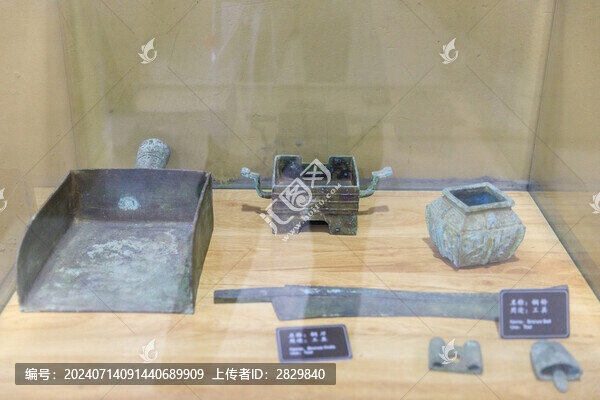 殷墟婦好墓陪葬品
