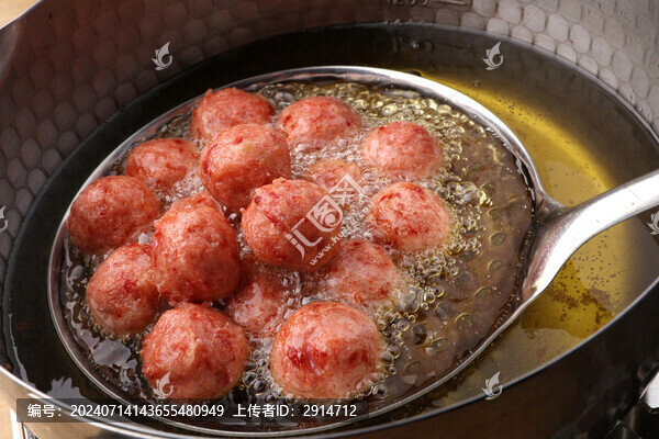 打團(tuán)金槍魚