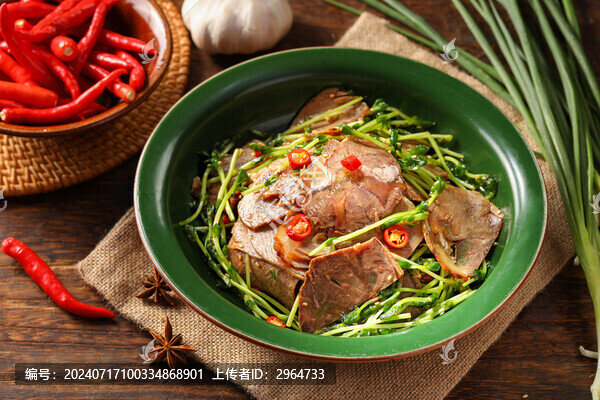 豆苗拌牛肉