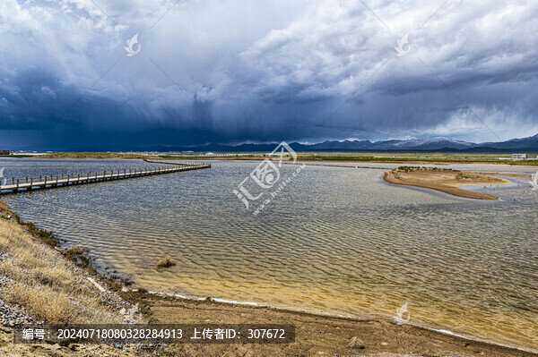 青海茶卡鹽湖風光