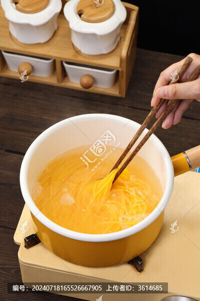 玉米面條