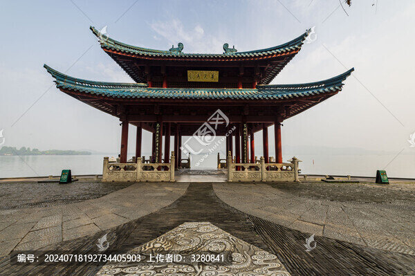 西湖翠光亭景觀