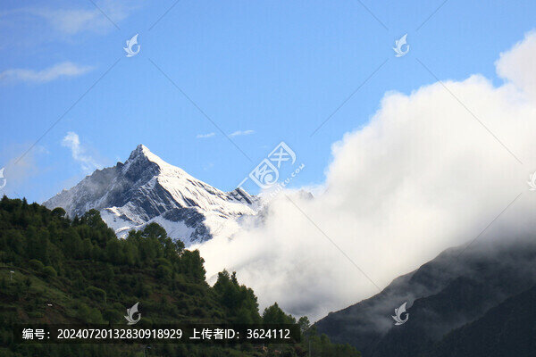 川西四姑娘山幺妹峰