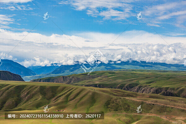新疆伊犁喀拉峻草原風(fēng)光
