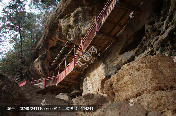 甘肅天水麥積山仙人崖景區(qū)