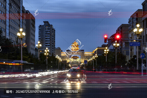 北京西站夜景