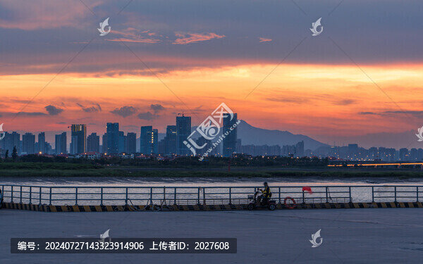 晚霞映照下的泉州城市風光