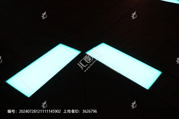 八字形燈光