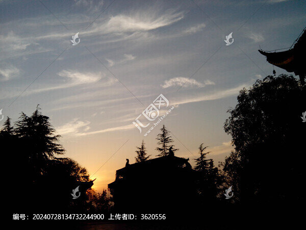 鴻恩寺公園夕陽照