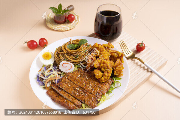 牛排雞塊意面