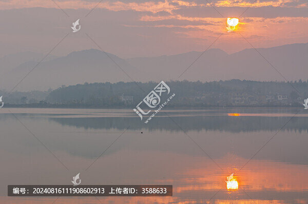 中國安徽池州市平天湖冬日晨景