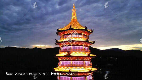 夜幕下的文嚴塔夜景