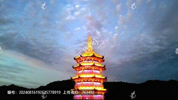 夜幕下的文嚴(yán)塔夜景