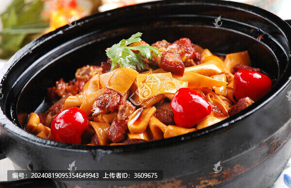 千張燜小排