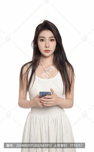 使用手機(jī)的東方女性年輕美女