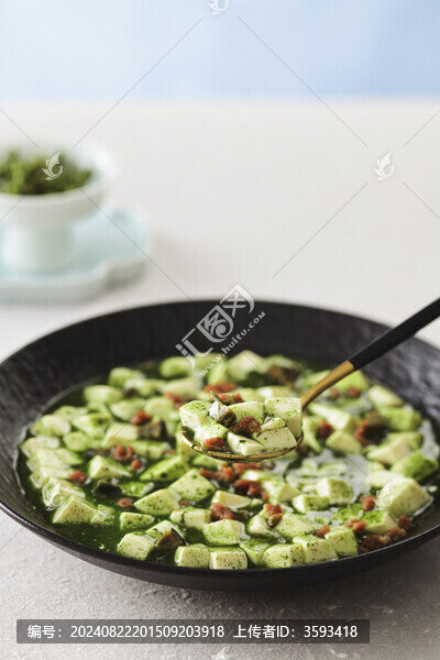 翡翠藤椒豆腐