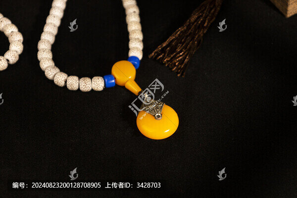 星月菩提珠黃玉