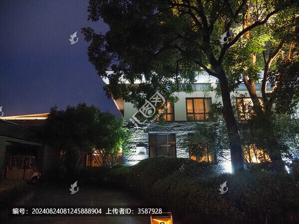 徐州云龍湖邊的休閑建筑