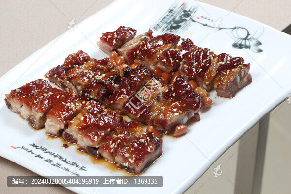 炭烤豬肋排