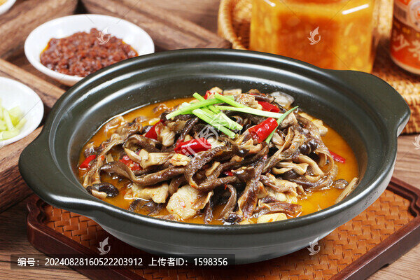 砂鍋鹿茸菌