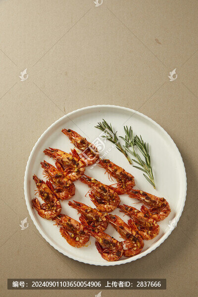 迷迭香金蒜炒虎蝦