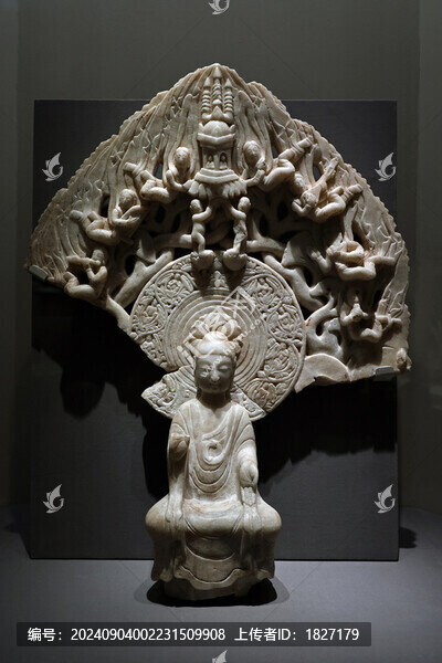 樹冠屏成鋪彌勒佛坐像