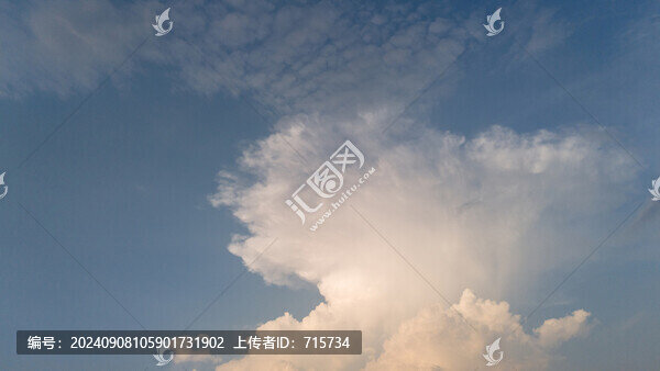 天空中的白云