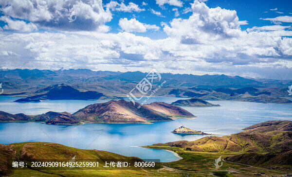 西藏羊卓雍措羊湖的天空藍(lán)天白云