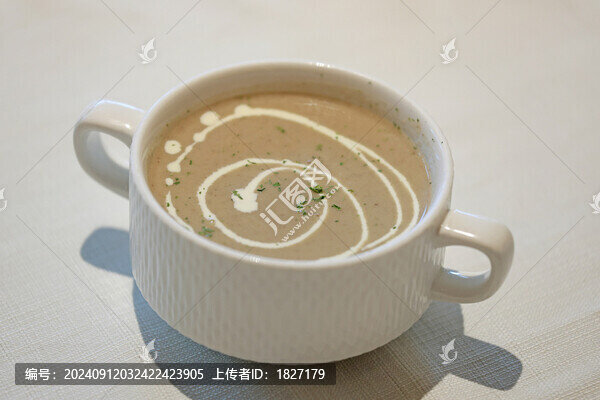 奶油蘑菇湯