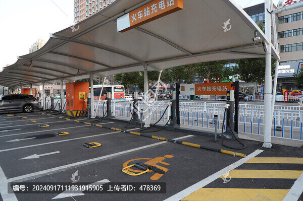 汽車充電站