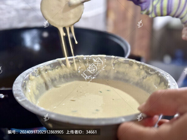 家庭自制油炸茄盒美食制作過程